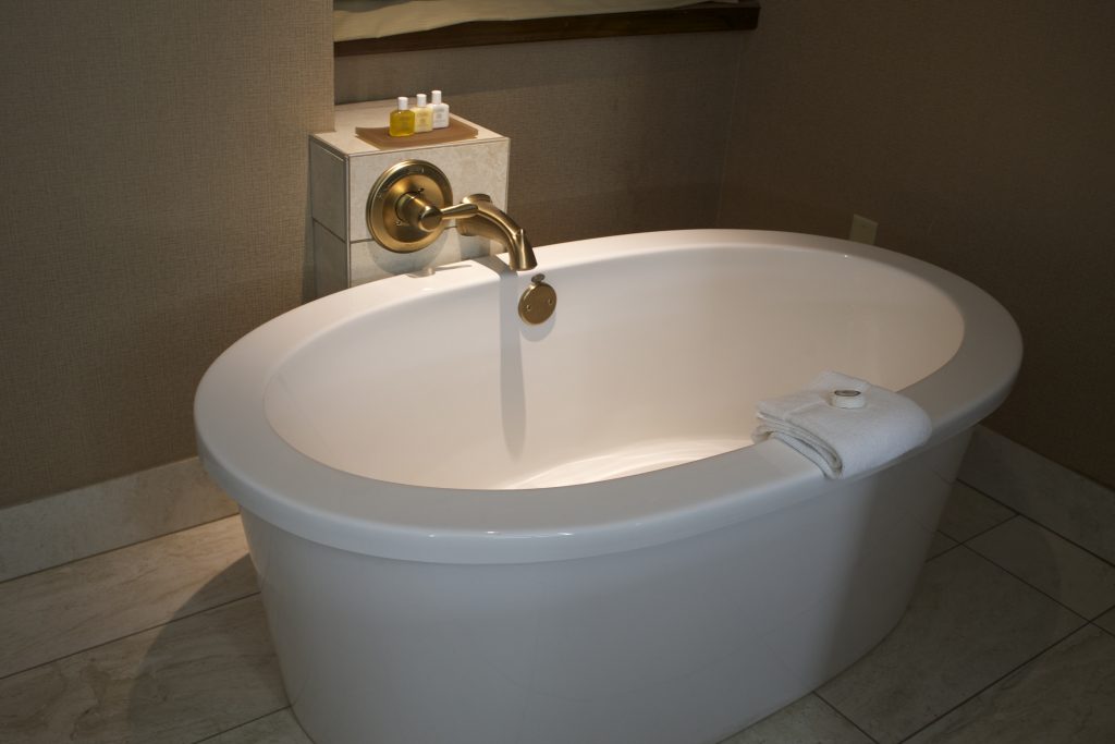 large bathtub 