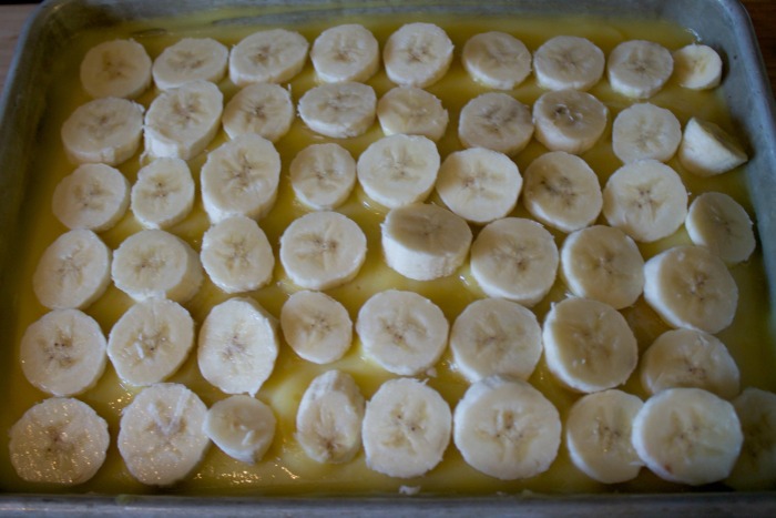 banana cake with pudding 