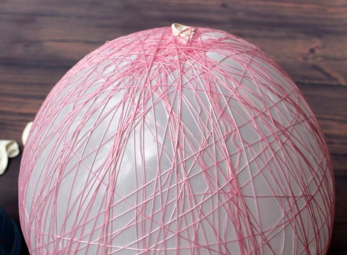 Easter Egg Yarn Balloon DIY 