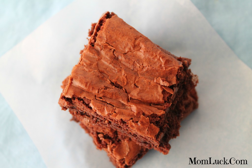 Moist and Delicious Brownie Recipe 