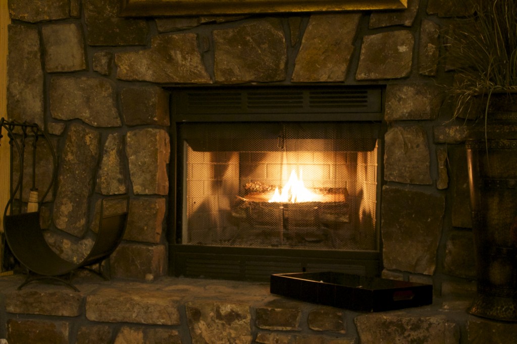 fireplace in cabin 