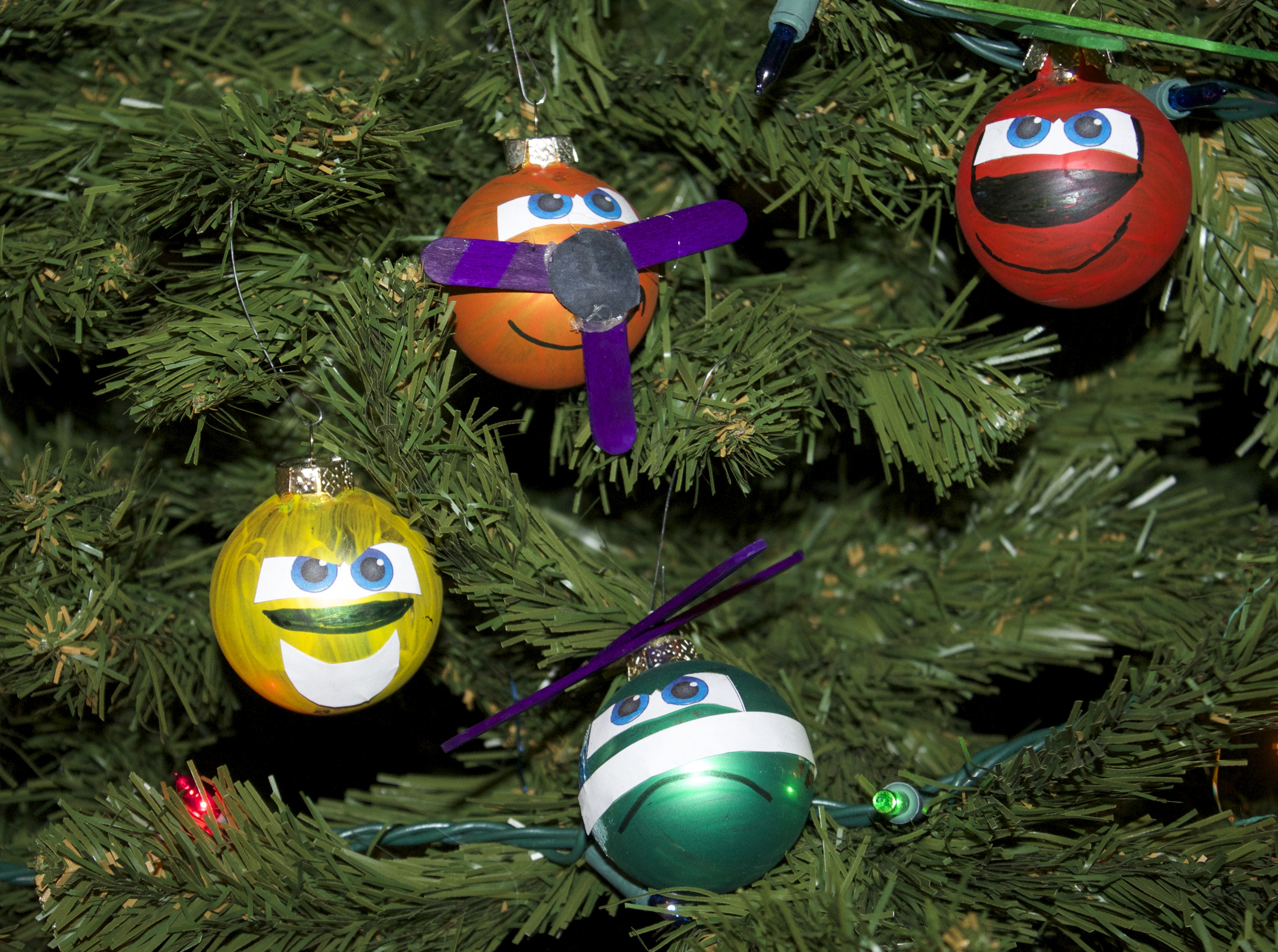 Planes Fire and Rescue Characters-Planes on Christmas Tree 