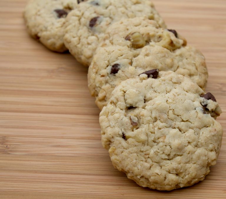 Oatmeal Chocolate Chip Cookies made with Splenda