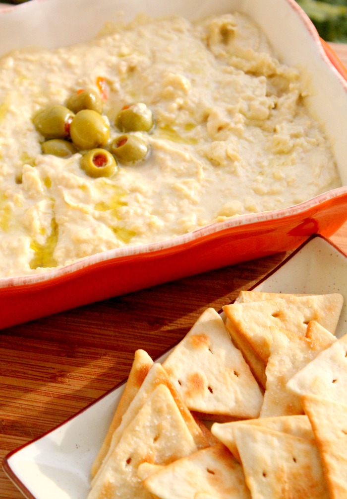 How to Make Hummus with Chickpeas