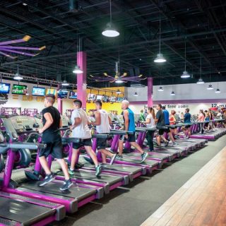 inside planet fitness machines